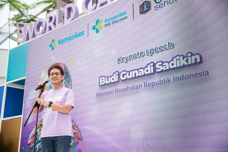 Menkes Ajak Masyarakat Tak Takut Skrining : Kanker Bisa Disembuhkan