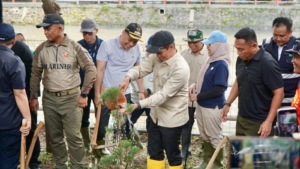 Surabaya Menuju Kota Bersih, Menteri LH: HOREKA Wajib Tuntaskan Sampahnya dan Masyarakat Harus Rubah Perilakunya