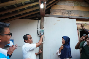 Melalui Lisdes dan BPBL, Pemerintah Bersama PLN Perluas Akses Listrik untuk Masyarakat